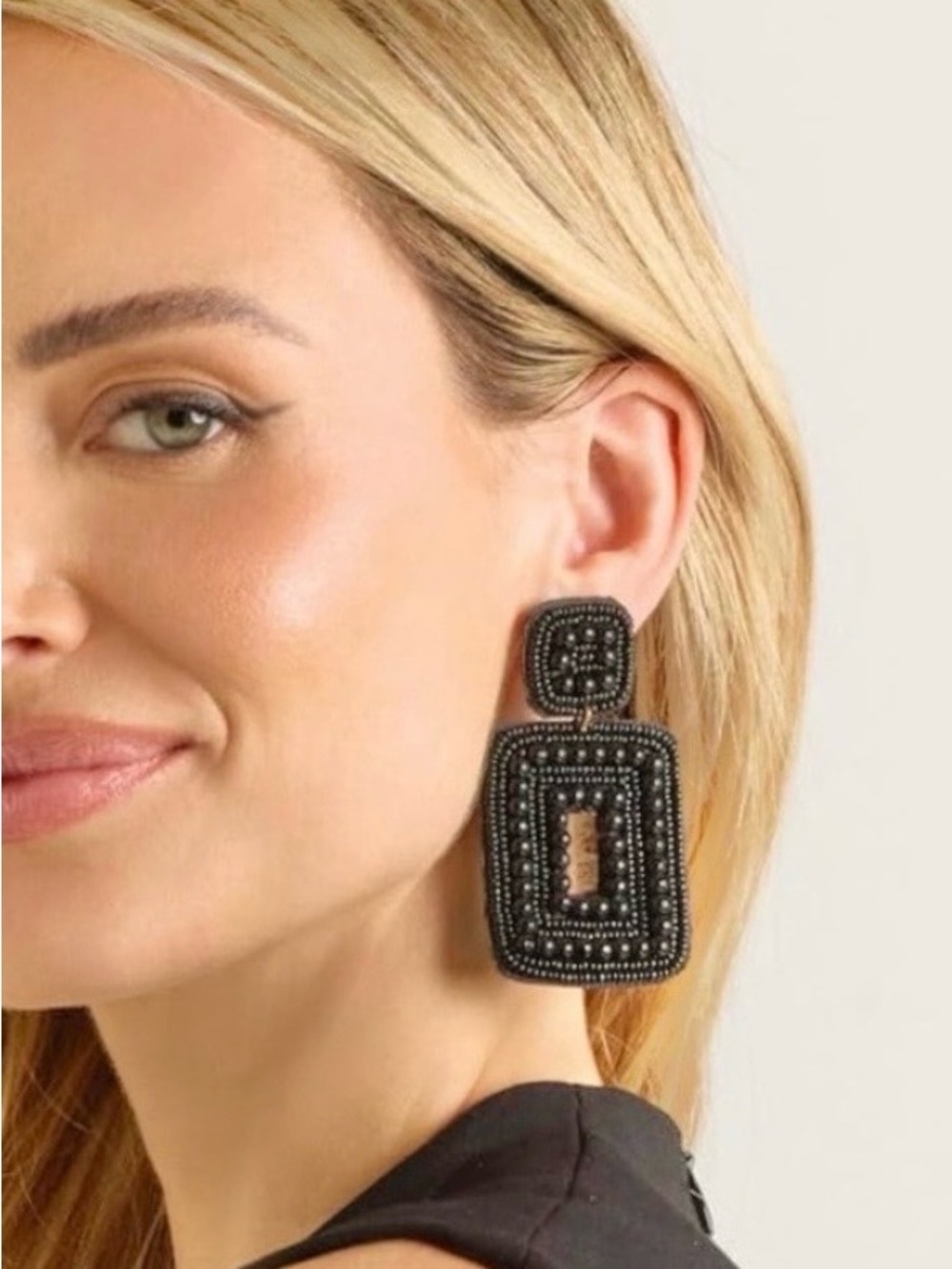 NEW Beautiful Hand Beaded Earrings~ Black